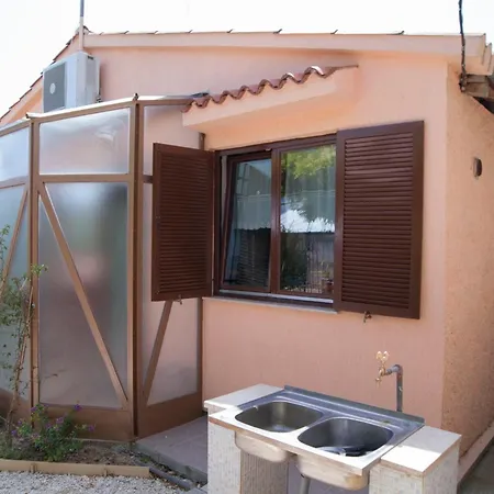 Casa de Férias Seaside House With A Swimming Pool - 22890